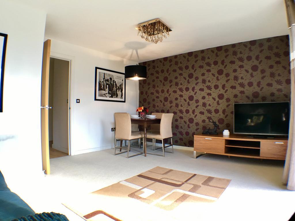 Luxurious Providence Apartment Maidenhead Luaran gambar