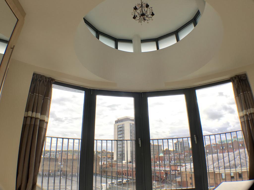 Luxurious Providence Apartment Maidenhead Luaran gambar